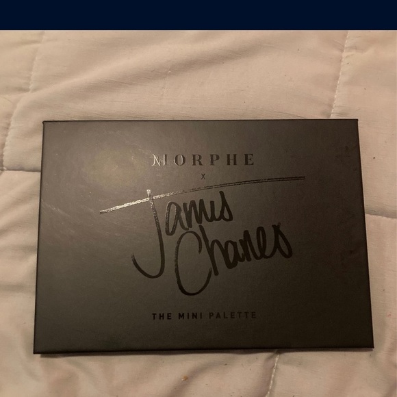 Makeup - Picture 1 of 6